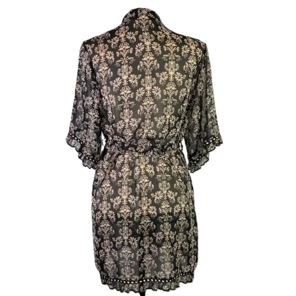 Forever 21 Robe Baroque Pattern Black Tan Ribbon Ruffle Hem Elbow Sleeves Size S - Picture 3 of 10